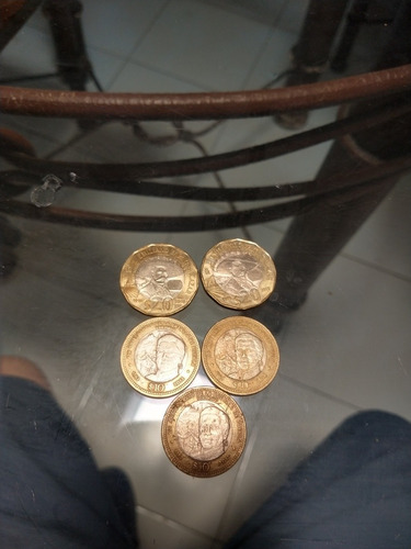 3 Monedas De 10 Pesos Y 2 De 20 Pesos