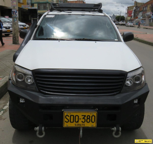 Imagen 2 de 8 de Toyota Hilux 2.5 Imv 4x4