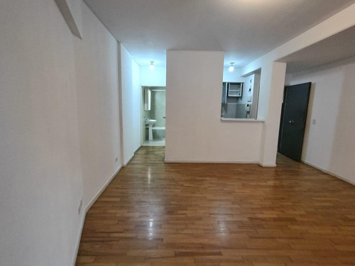 Monoambiente En Palermo Con Balconcito Y Conexion A Lavarropas