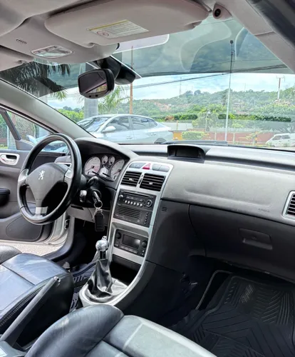 Colombiano Motor 2000 Soat Y Tecno Mecánica Vigente, 25000km
