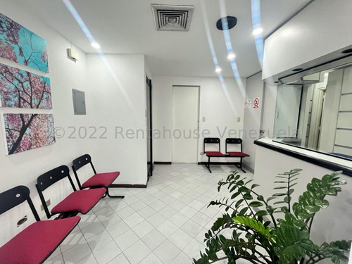 Imagen 5 de 20 de Consultorio Médico En Venta, Urb. San Bernardino