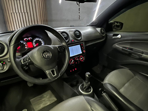 Volkswagen Saveiro 1.6 16v Cross Cab. Dupla Total Flex 2p