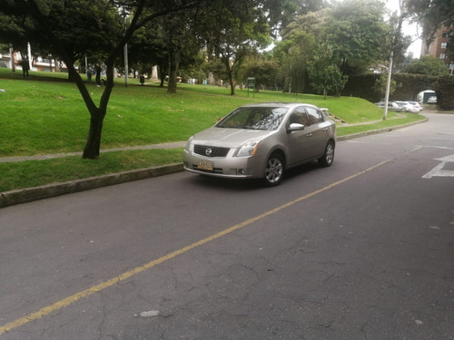 Nissan Sentra Ls Automático 2.0l