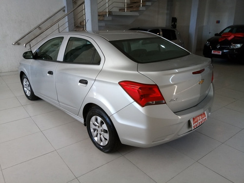 Imagem 4 de 9 de Chevrolet Onix Plus Joy 2020
