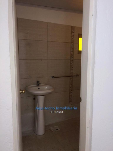 Tipo Casita De Altos , Cuenta Con Locomocion En La Puerta