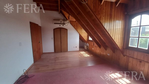 Imagen 22 de 30 de Venta Casa 5 Ambientes Con Cochera, Fondo Con Piscina Y Quincho En Quilmes (30689)