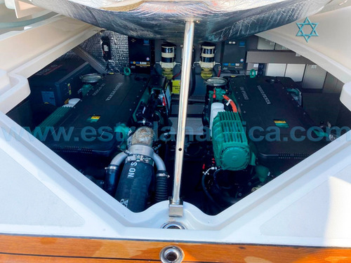 Imagem 12 de 12 de Lancha Sessa C44 Iate Ferretti Fs Triton Focker Intermarine