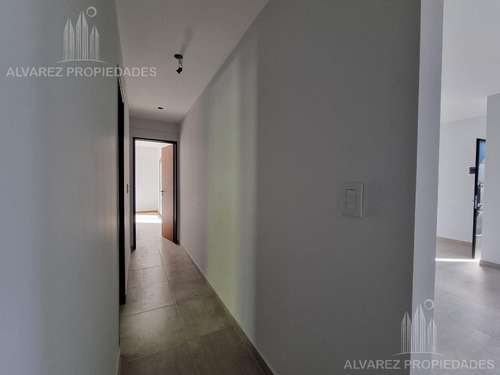 Imagen 27 de 30 de Departamento 3 Ambientes Venta Castelar Cochera