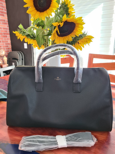 Imagen 2 de 7 de Nueva - Bolsa De Viaje Para Dama Colección Musa Weekender