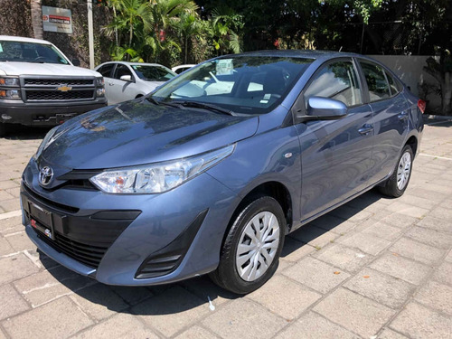 Imagen 2 de 8 de Toyota Yaris 2019 4p Sedán Core L4/1.5 Man