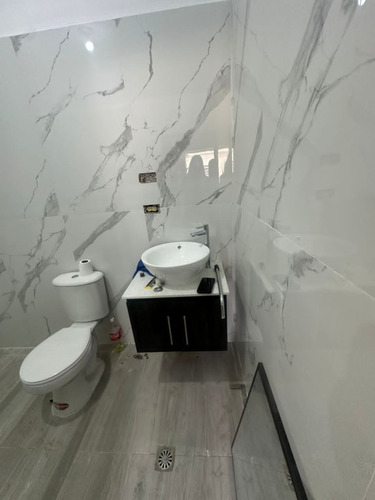 Townhouse Semi Gris. Conj. Resid. Villa Playa Dorada