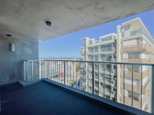 Venta De Apartamento 3 Dormitorios Con Terraza En Malvín