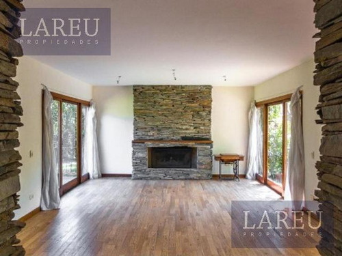 Casa En Venta Con Renta - Barrio Boulevares