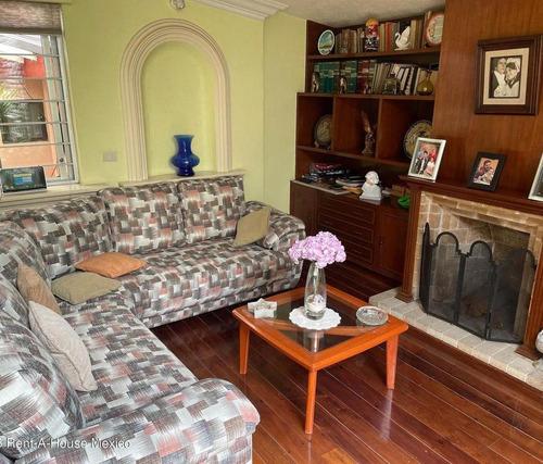 Casa En Venta En Ciudad Satelite Naucalpan De Juarez Gis 24-184