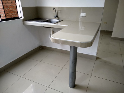 Imagen 18 de 25 de Minidepartamento En San Borja, Departamento En San Borja, Departamentos En San Borja, En Avenida Rosa Toro Cuadra 9 Cruce Con Canada Cuadra 35, Excelente Zona Comercial Todo A La Mano