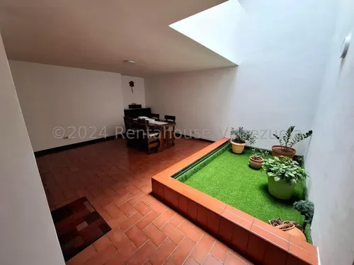 Venta Casa Alto Prado 24-24973 Yg