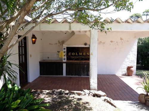 Casa En Rincon Del Indio- Ref: 2945