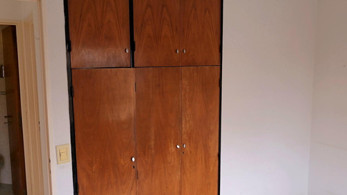Departamento En Venta De 2 Dormitorios Al Frente Del Paseo Buen Pastor En Barrio Nueva Córdoba.