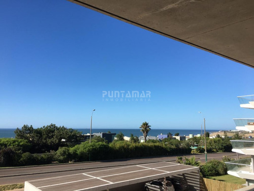 Apartamento En Alquiler Frente A La Playa  De Manantiales 