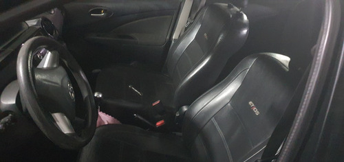 Imagem 9 de 15 de Toyota Etios