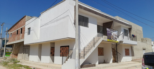 Casas, Barrio Palmeras Del Manantial En Soledad