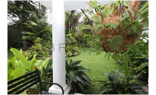 Casa En Venta En El Poblado. Cod V50795