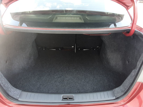 Imagen 19 de 20 de Nissan Sentra 2018 1.8 Sense Mt