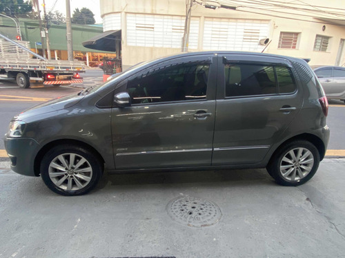 Imagem 4 de 9 de Volkswagen Fox 2012 1.6 Vht Prime Total Flex 5p