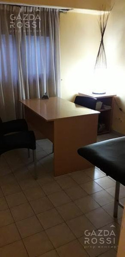 Imagen 10 de 16 de Impecable Propiedad A La Venta, Ideal Vivienda Comercial En Monte Grande!