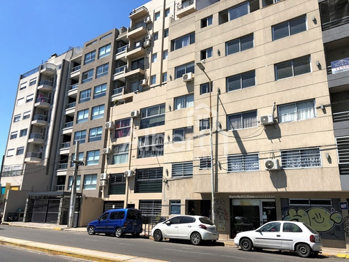 Venta - Departamento 2 Ambientes En Haedo Sur