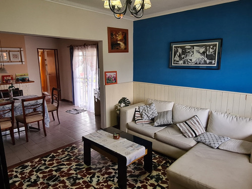 Casa En Venta En General Belgrano. Buenos Aires