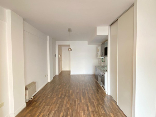 Imagen 5 de 17 de Monoambiente Divisible Con Parrilla En Villa Urquiza - 1 Ambiente