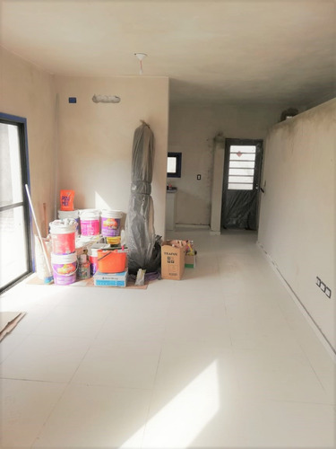 Imagen 3 de 12 de Venta Casa En Ph, 2 Dormitorios Y 2 Baños Claros Del Bosque!