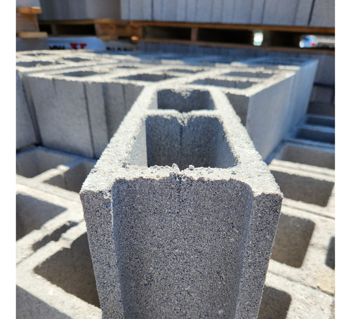 Bloque De Hormigon