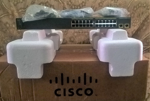 Imagen 2 de 5 de Switch Cisco Catalyst 2960 - 24 Puertos Nuevo En Caja
