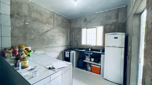 Imagem 8 de 13 de Casa Na Praia À 1,1 Km Do Mar, No Bairro Cibratel 2, Em Itanhaém, Com Espaço Para Piscina