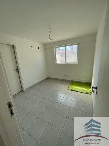 Imagem 13 de 30 de Apartamento A Venda Silverio Gusmão, Barro Vermelho
