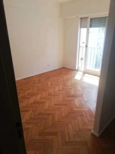 Santos Dumont 2400 Las Cañitas 1amb U$67.000