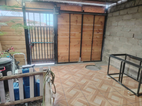 Casa De 2 Pisos En Calama (84412)