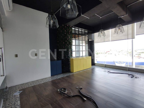 Oficina En Venta En Torre Loreta, Lomas De Angelópolis, Puebla