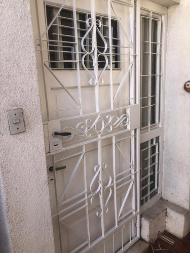 Planta Baja - 2 Dorm - Sin Expensas