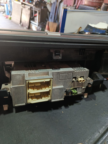 Radio Player Screen Display Sprinter 907 A9108270600 (Usado)