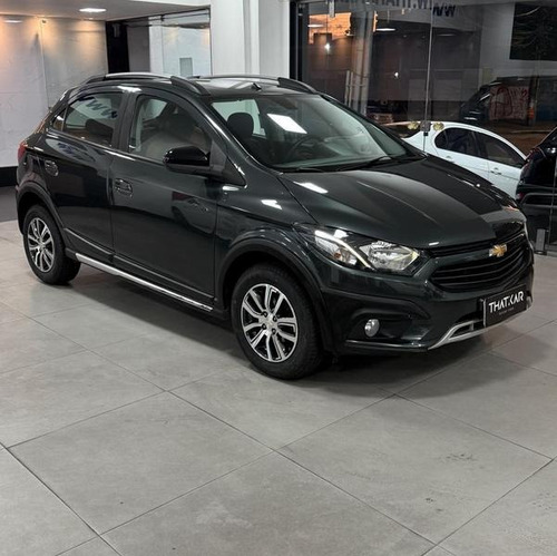 Chevrolet Onix 1.4 Activ Aut. 5p