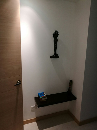 Apartamento De Lujo Para La Venta En Sabaneta, Cerca De La Universidad Ceipa Y Mall Sur De Sabaneta