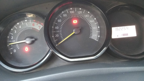 Imagen 2 de 15 de Renault Logan 1.6 Authentique 85cv 2015