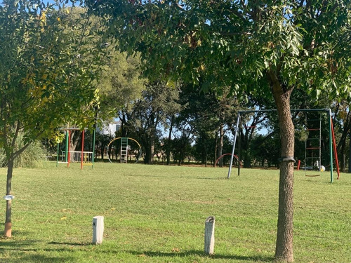 Imagen 8 de 8 de En Venta!! Casa De Pueblo Con Amplio Lote Y Local Comercial - Agustina (ba)