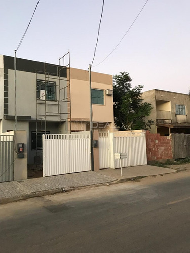 Imagem 1 de 10 de Residencial Village Kennedy - Campos Dos Goytacazes - 15051