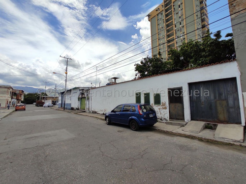 Imagen 3 de 13 de En Venta Casa Con Gran Potencial Comercial