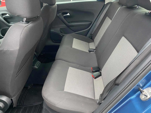 Imagen 12 de 14 de Volkswagen Vento 2019 1.6 Confortline At