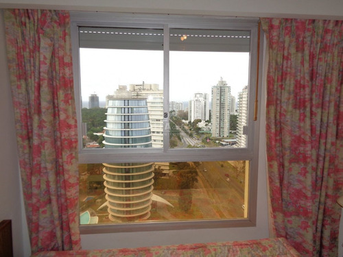 Imagen 26 de 28 de Venta Apartamento En Roosevelt Con Estufa A Leña Y Parrillero Propio 3 Dormitorios